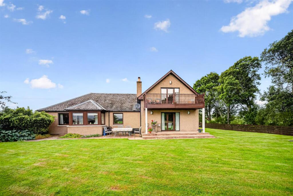 Main image of property: 18 Barnyards, Beauly