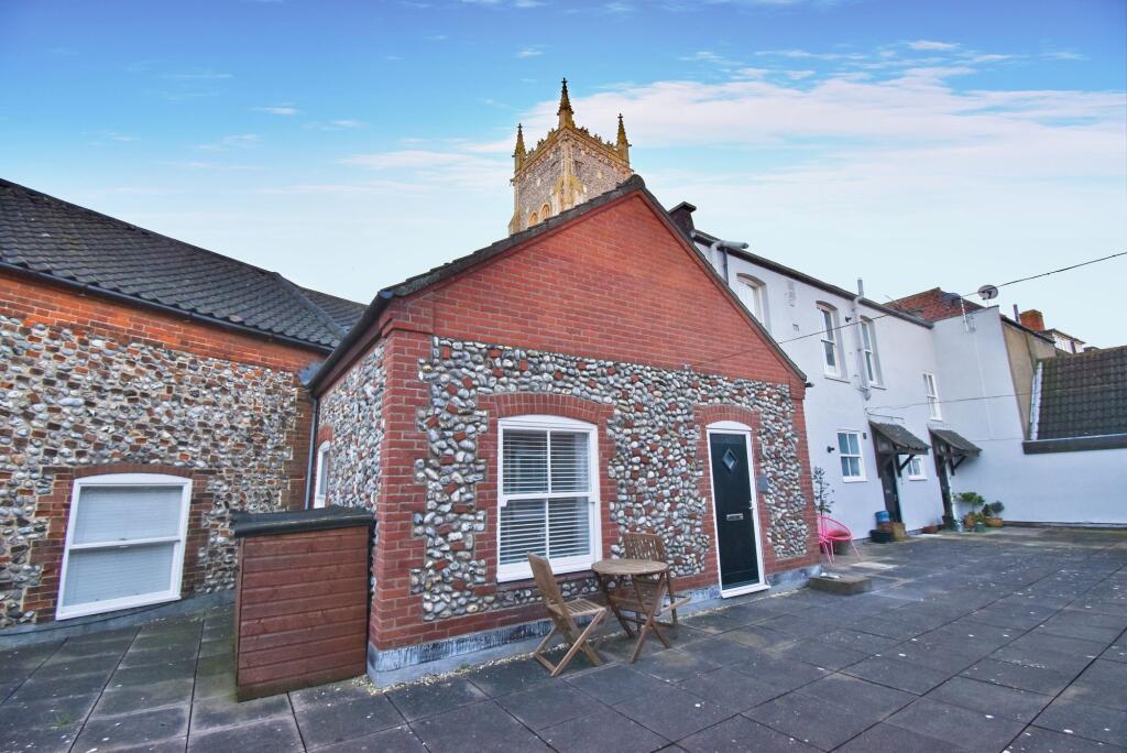 Main image of property: High Street, Cromer, NR27
