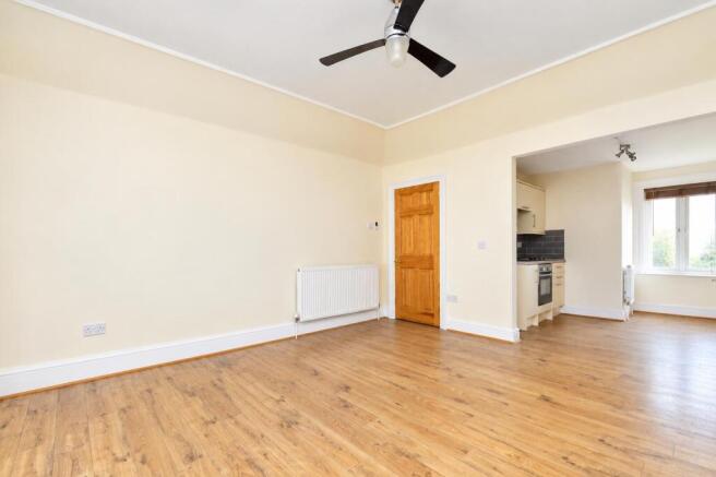 Lounge2.jpg