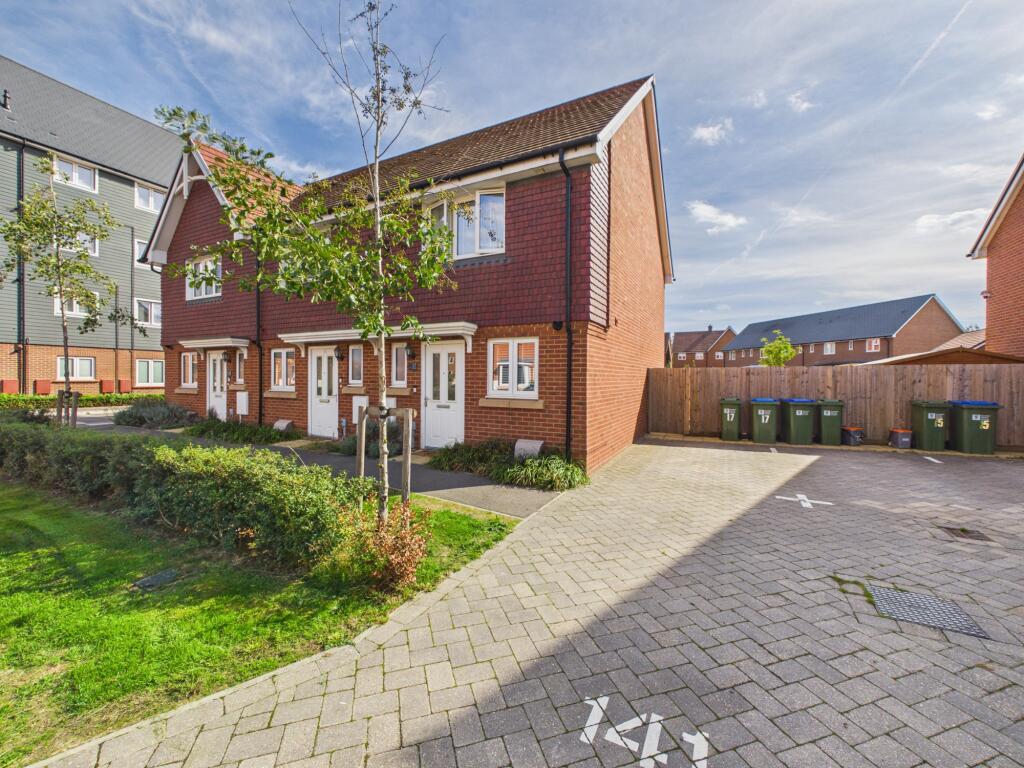 Main image of property: Sired Way, Faygate, Horsham, West Sussex