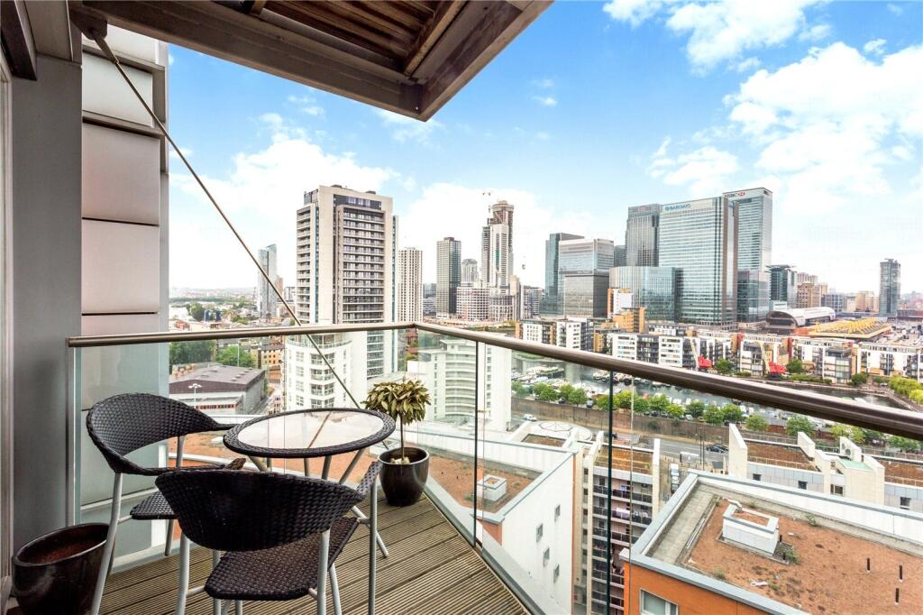 Main image of property: New Providence Wharf, 1 Fairmont Avenue, Canary Wharf, London, E14