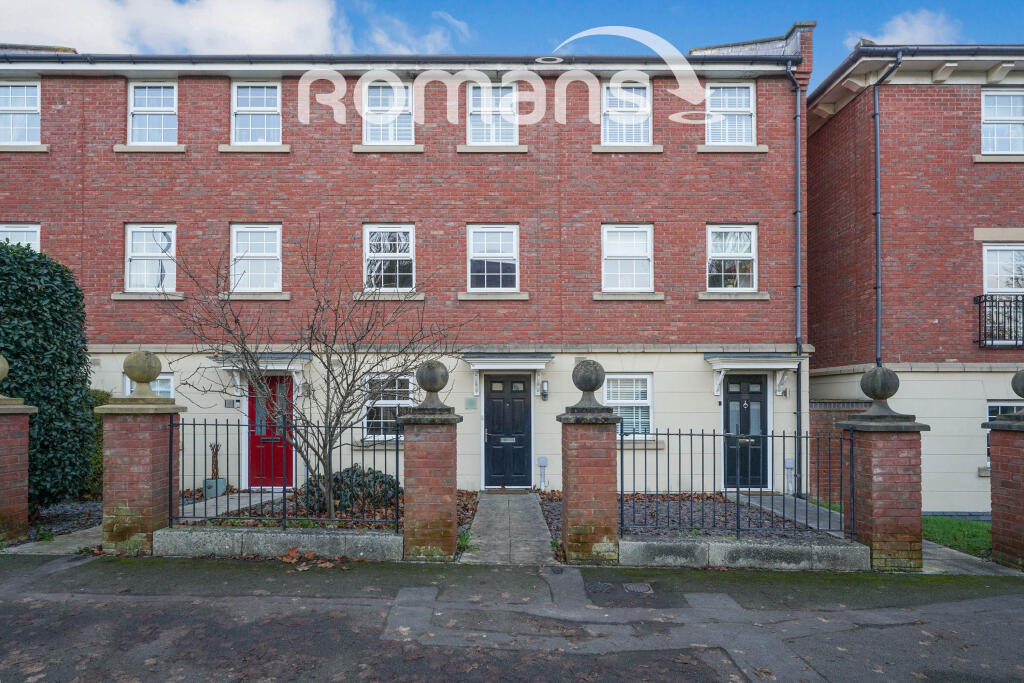 Main image of property: Eastbury Way, Swindon, SN25