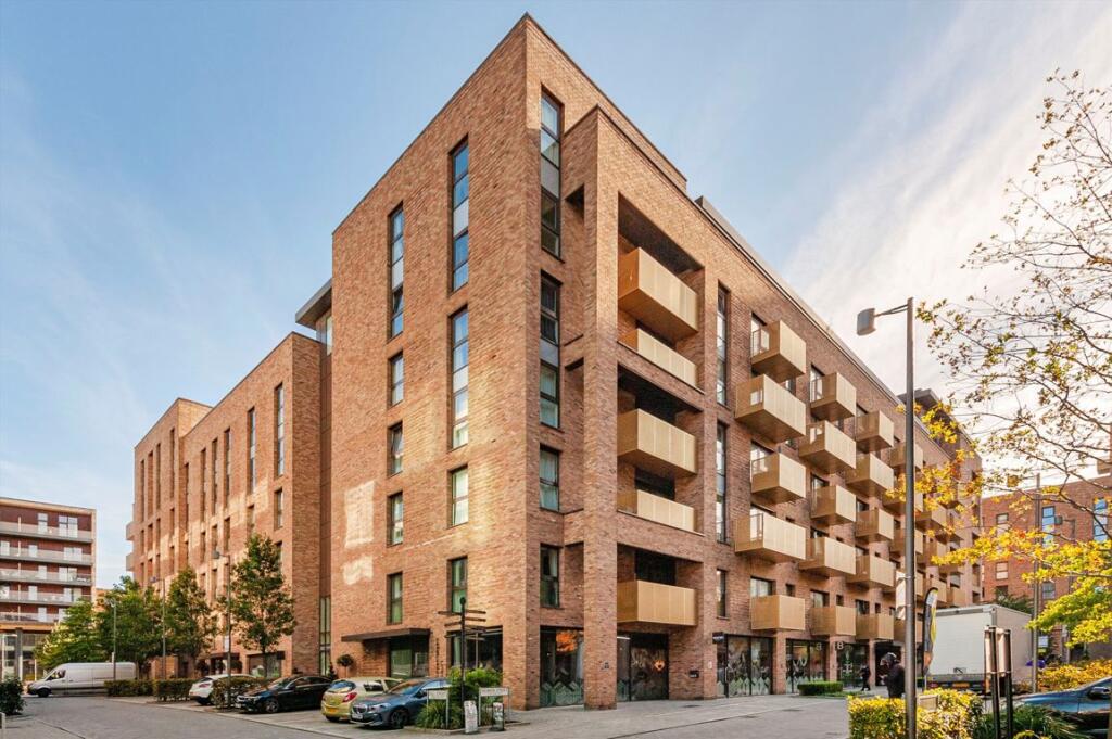 Main image of property: Yeoman Street, Greenland Place