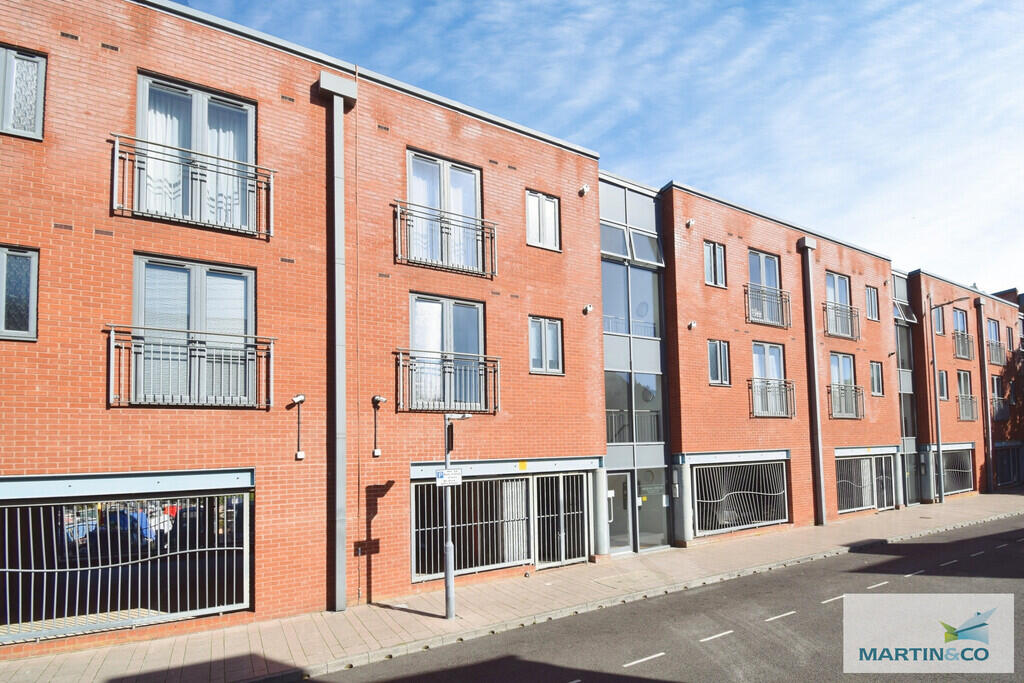 Main image of property: 40 Medina House, Diglis Dock Road, Worcester, WR5 3DD