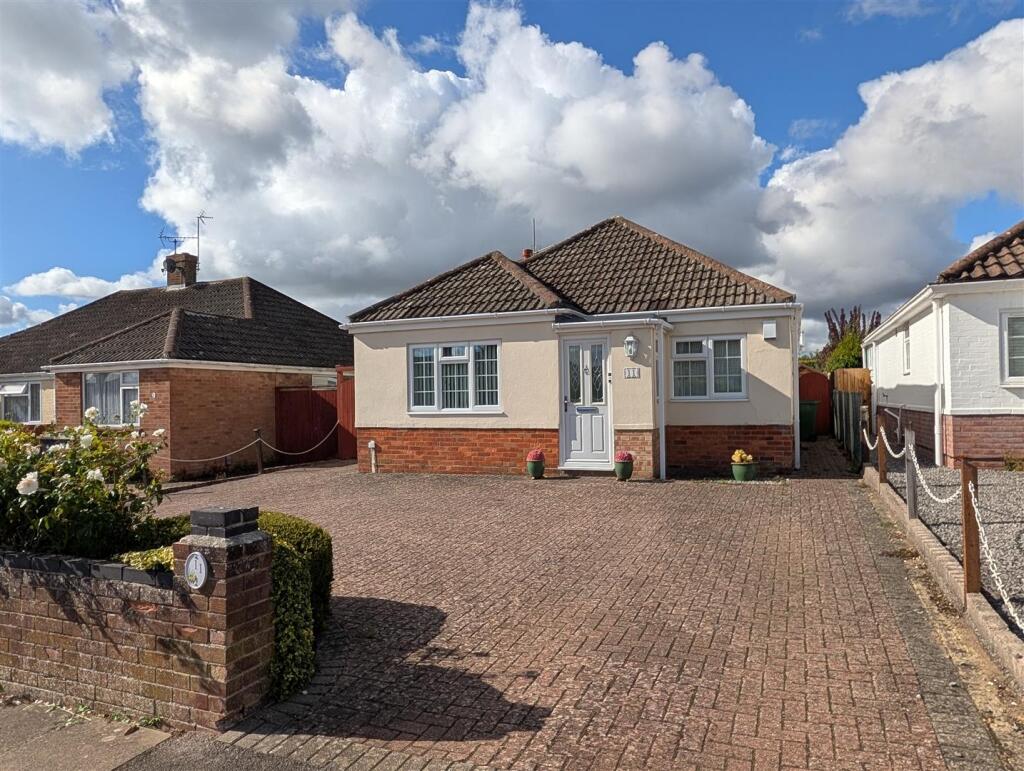 Main image of property: High Drive, Basingstoke