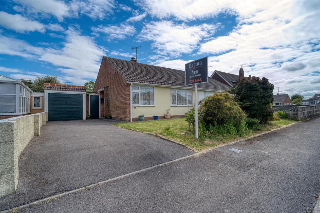 Main image of property: Lammas Close, Gillingham