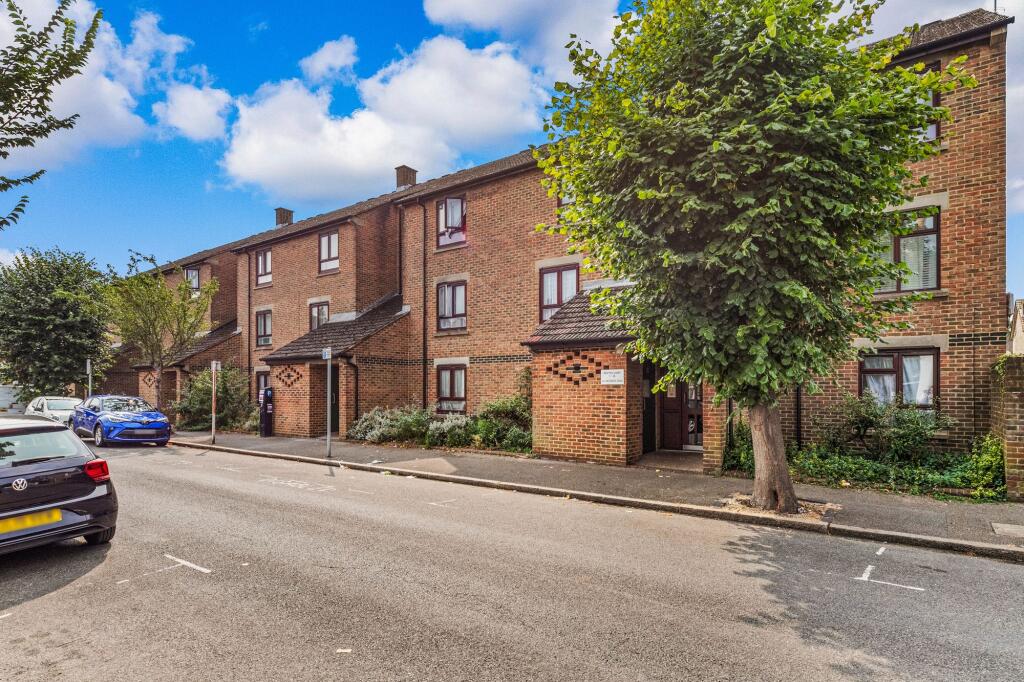 Main image of property: Westbury Road, Croydon, CR0