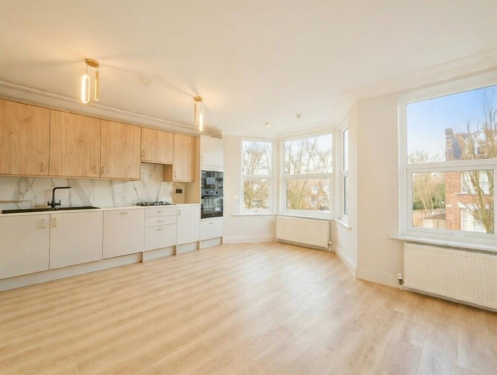 Main image of property: Mountfield Road, Finchley Central, N3
