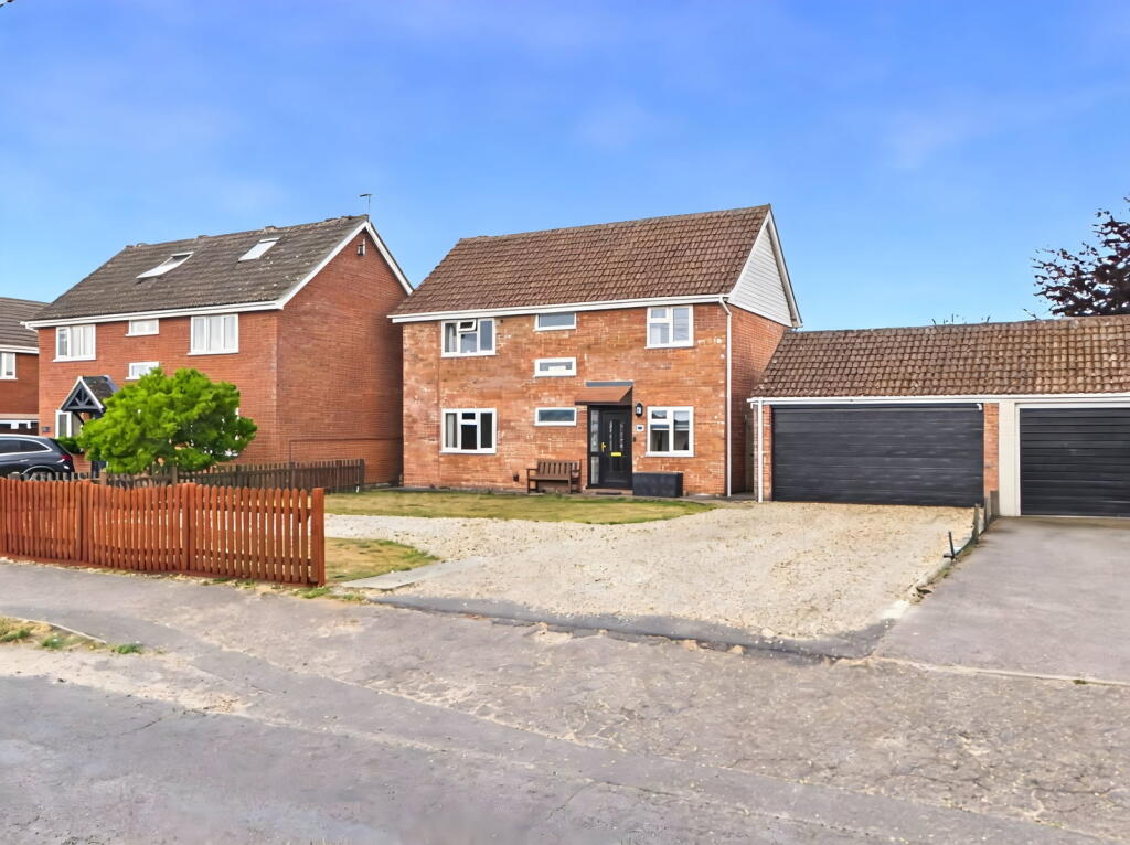 Main image of property: Louies Lane, Roydon, Diss
