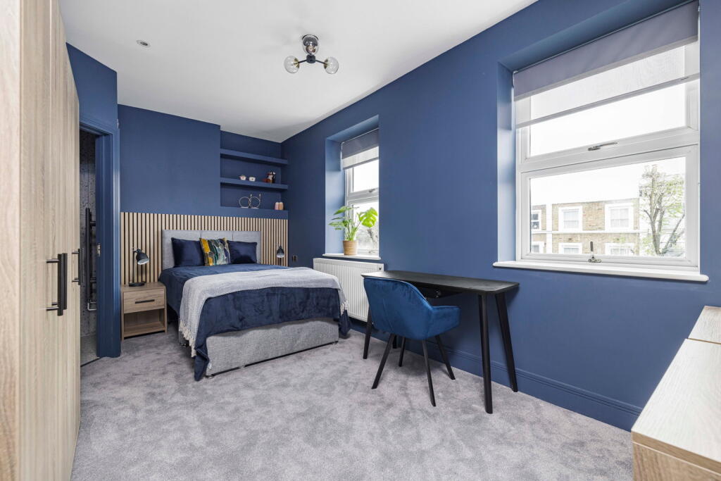 Main image of property: Sunderland Road, London, SE23 2PS