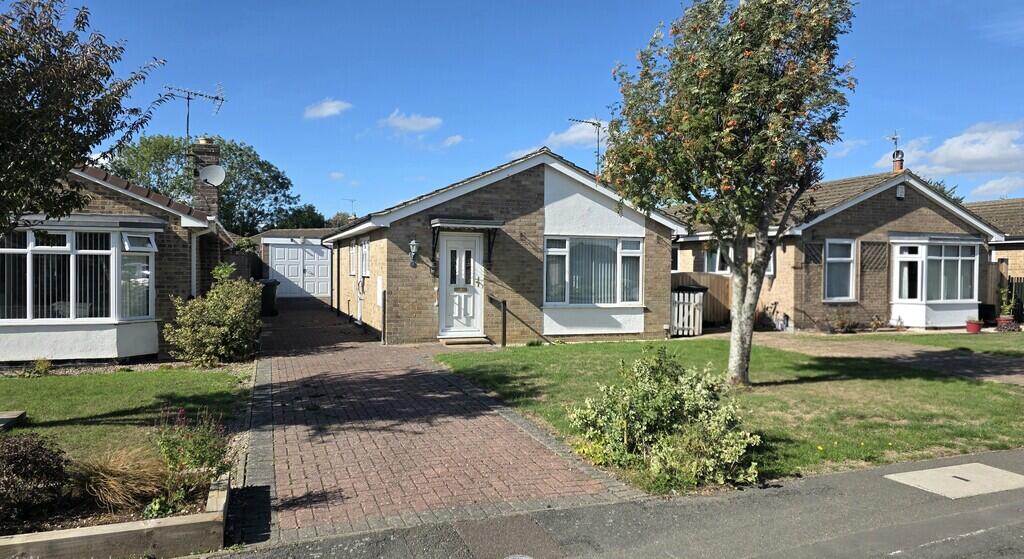 Main image of property: Ellesmere Crescent, Brackley
