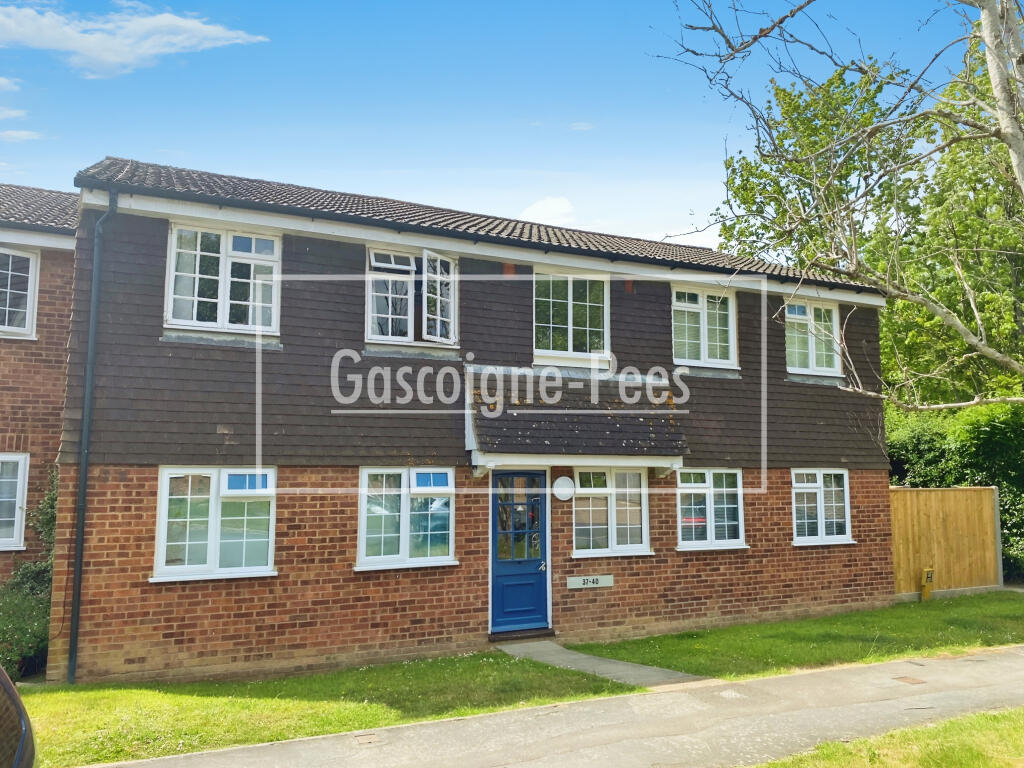 Main image of property: Horsham, RH12