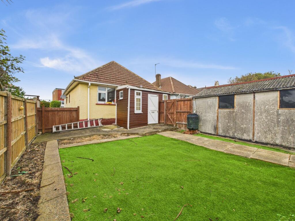 Main image of property: Park Crescent, Portslade, BN41