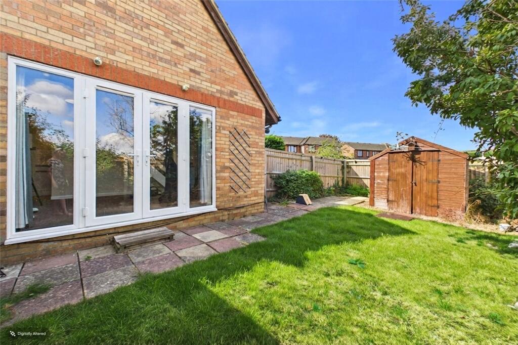 Main image of property: Deerfield Close, Buckingham, Buckinghamshire, MK18