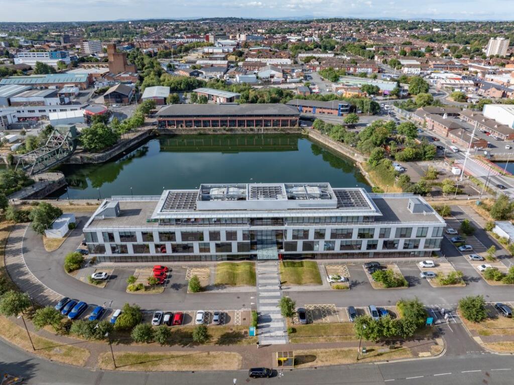 Main image of property: Kingsgate, 1 Tower Wharf, Birkenhead, Merseyside, CH41 1LH