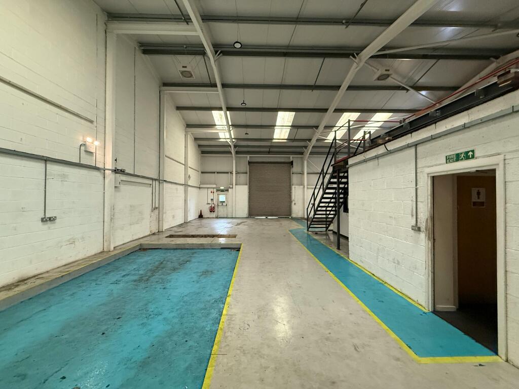 5A Warehouse & roller shutter
