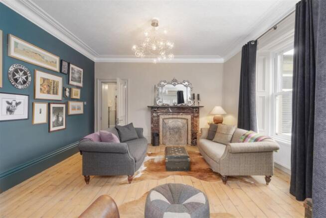 Sitting Room 2.jpg