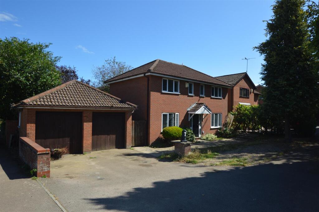 Main image of property: Windsor Chase, Taverham