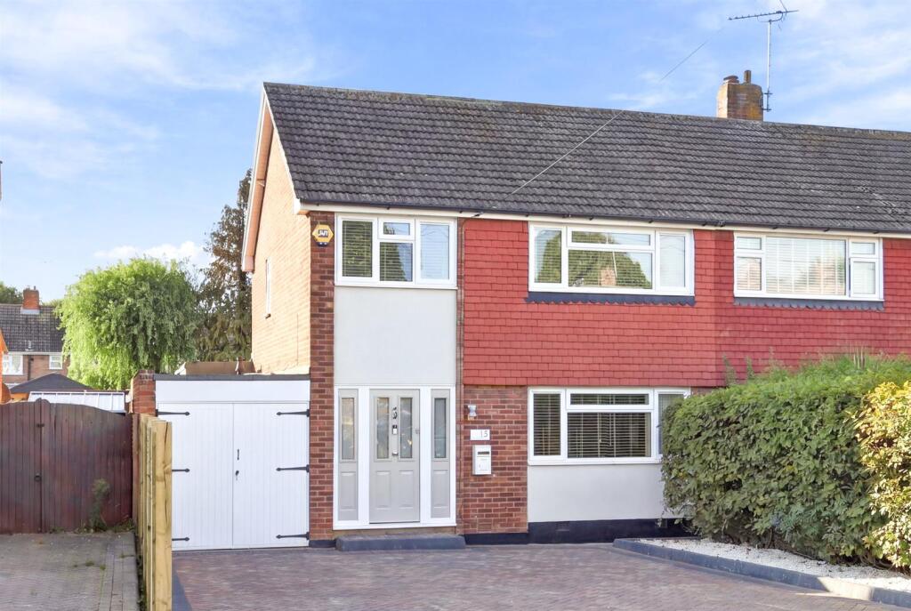 Main image of property: St. Helens Walk, Billericay