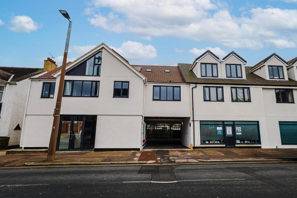 Main image of property: Elmsleigh Drive, Leigh On Sea