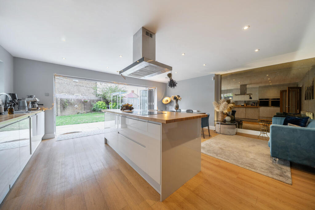Main image of property: St. Johns Road, Petts Wood, Orpington