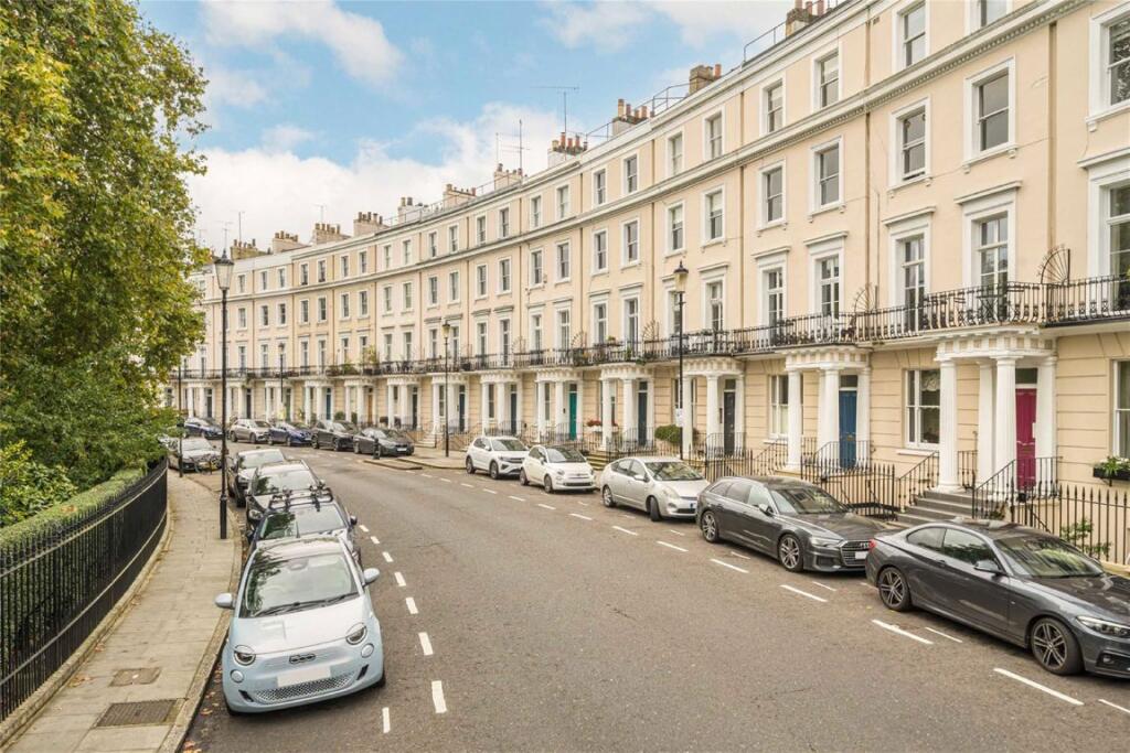 Main image of property: Royal Crescent, Holland Park