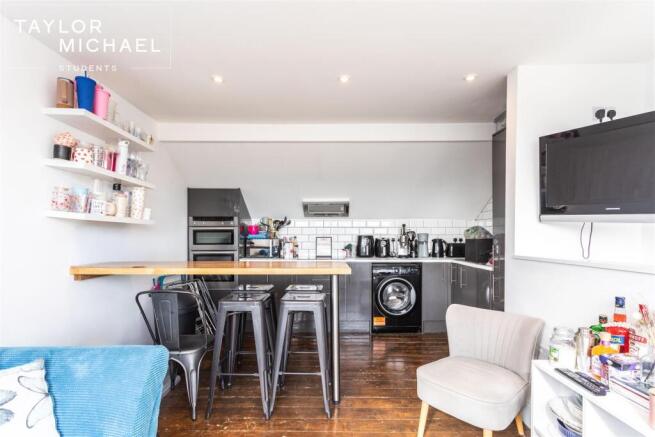 Upper Mais Living Room / Kitchen