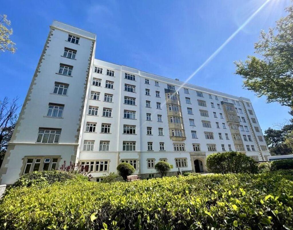 Main image of property: Bath Road, Bournemouth