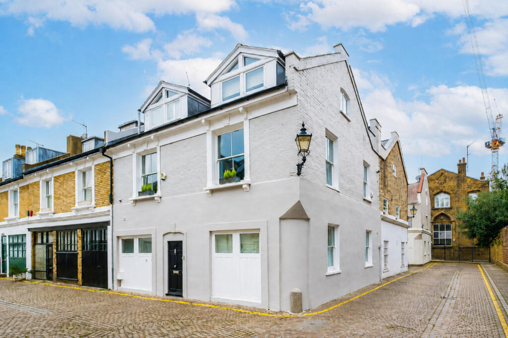 Main image of property: Pembroke Mews, Kensington, W8