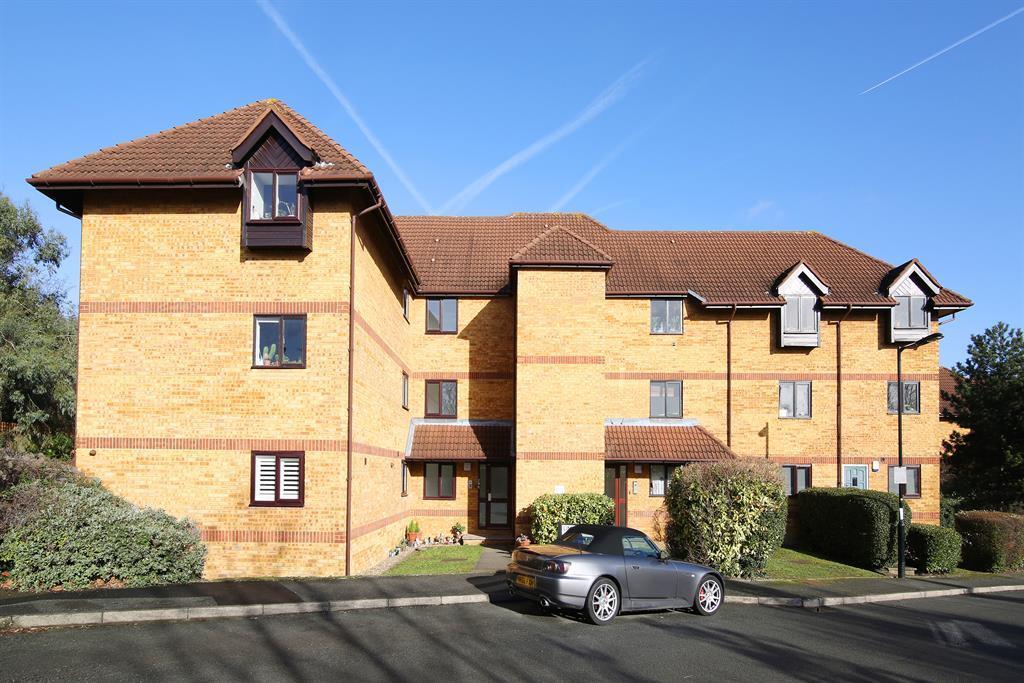 Main image of property: Linwood Close,  SE5 8UT