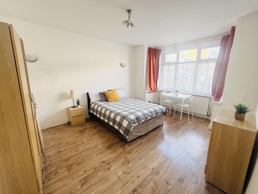 Main image of property: Lewsey Road, Luton