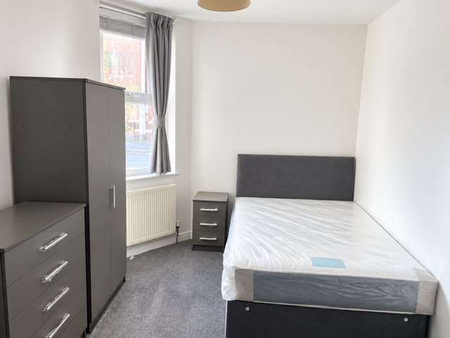 Main image of property: Elmsley Street, Preston