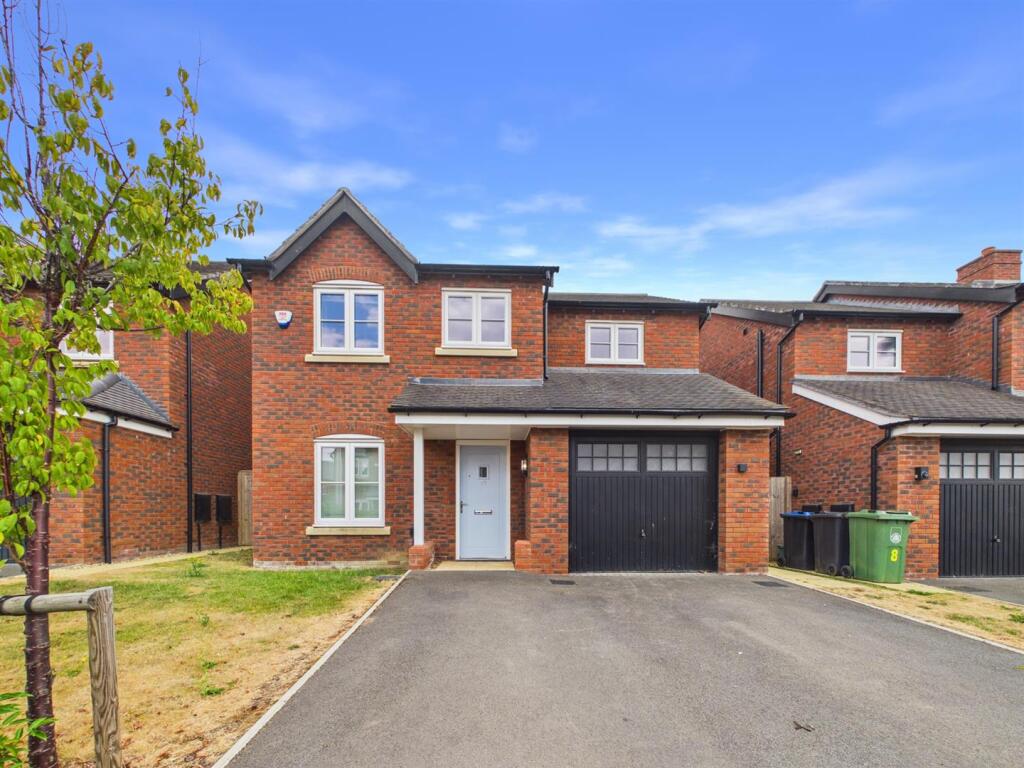 Main image of property: Admiral Cowan Way, Kineton