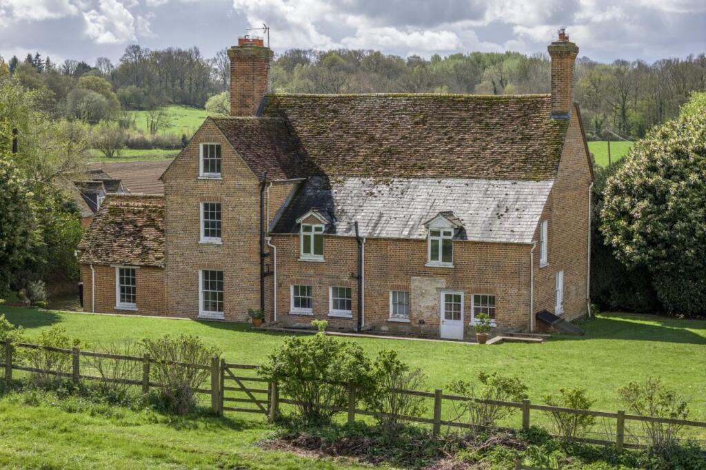 Kintbury Holt Farmhouse