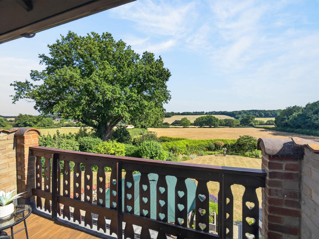 Main image of property: One-of-a-kind. Haven End, 11 Pie Garden, Flamstead, St Albans