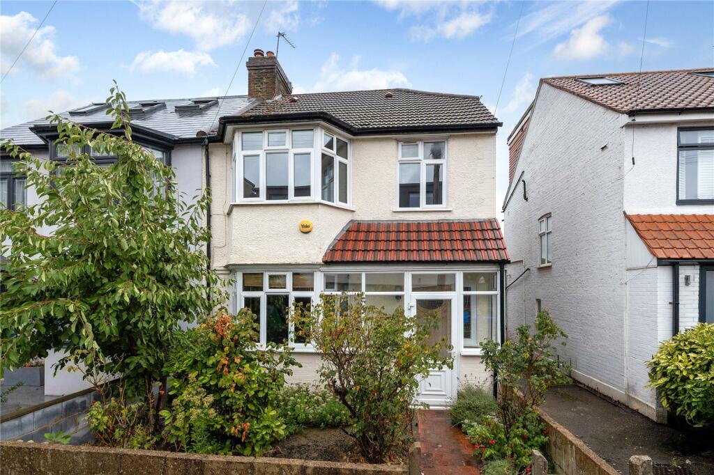 Main image of property: Manor Grove, Richmond, TW9