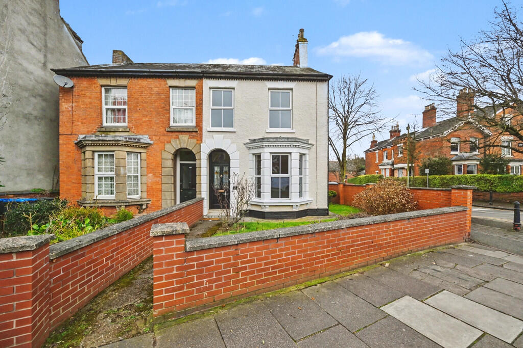 Main image of property: Clifton Road, Rugby