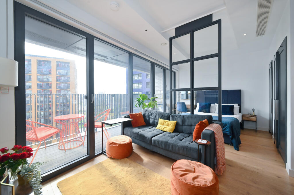 Main image of property: Corson House, Canary Wharf, E14