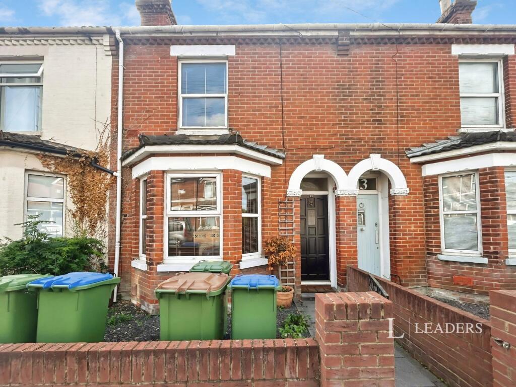 Main image of property: Testwood Road, Southampton, Hampshire, SO15
