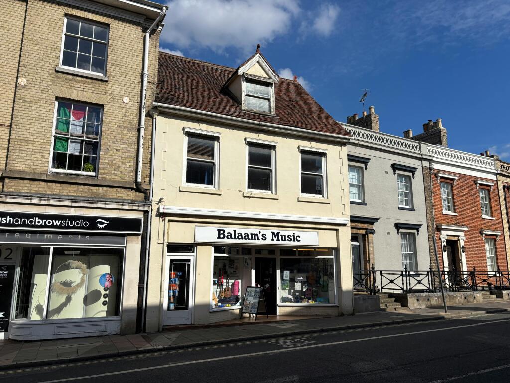 Main image of property: 103 Risbygate Street, Bury St. Edmunds, IP33 3AA