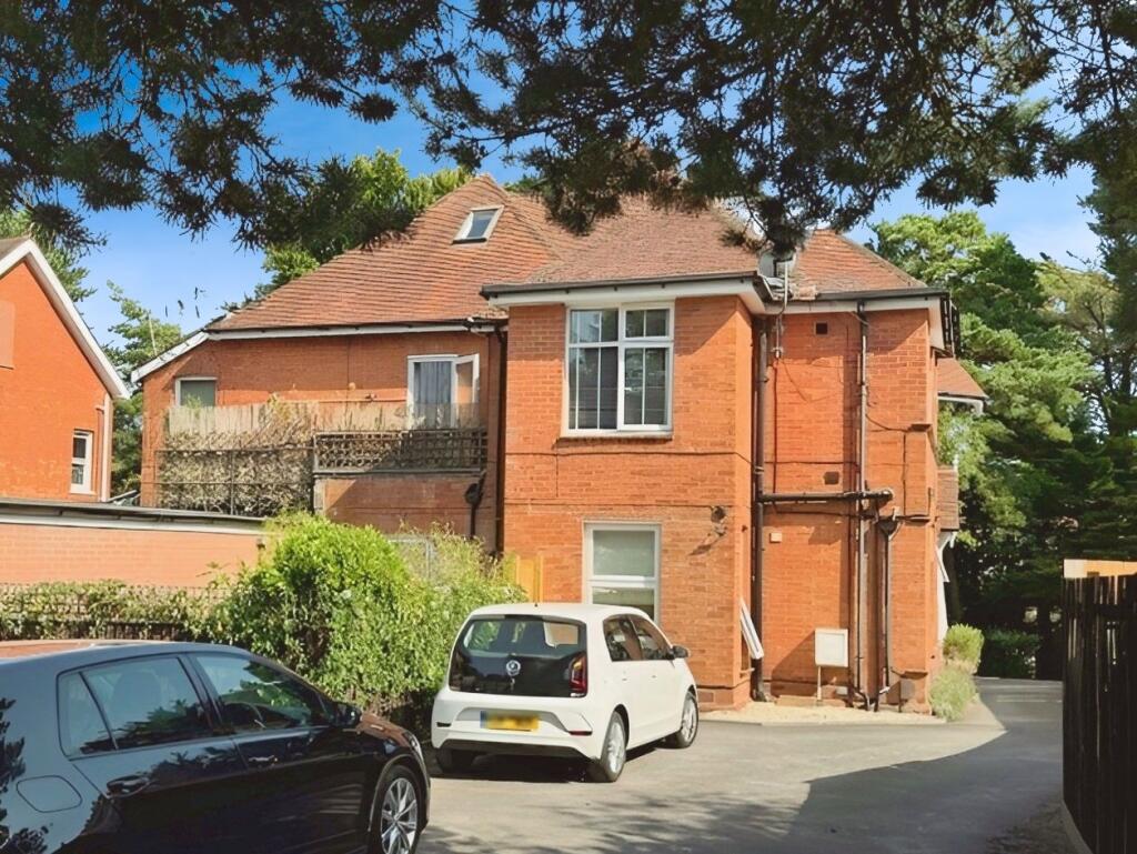Main image of property: Meyrick Park Crescent, MEYRICK PARK, Bournemouth, BH3