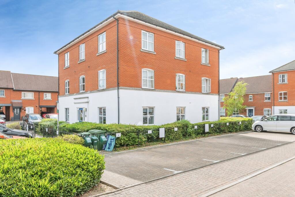 Main image of property: Mary Rose Close, Grays, RM16