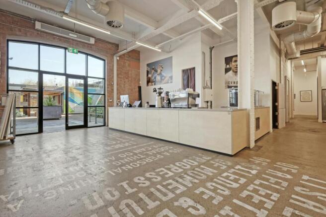 Laszlo Reception