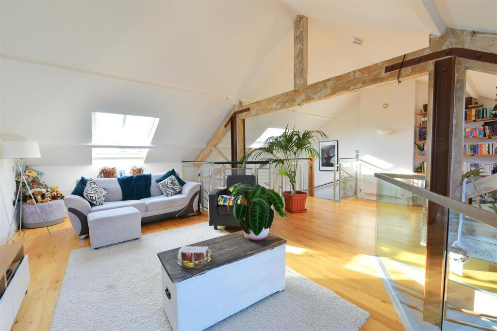 Main image of property: Navigation Road, York