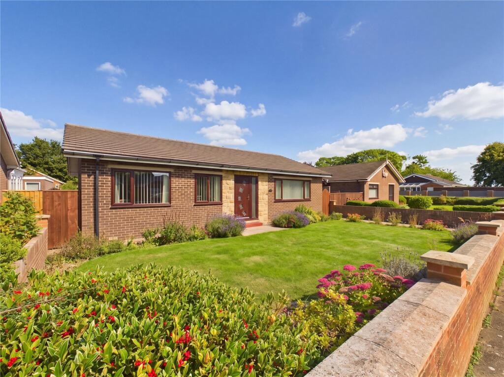 Main image of property: Farndale Gardens, Shildon, Durham, DL4
