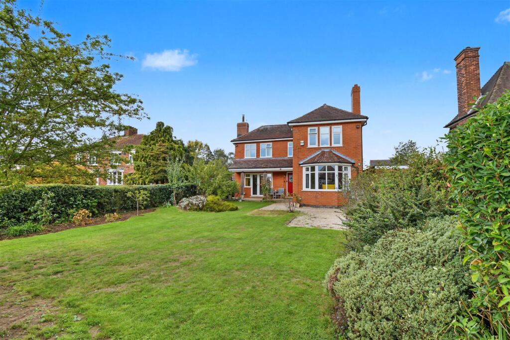 Main image of property: Bigby High Road, Brigg