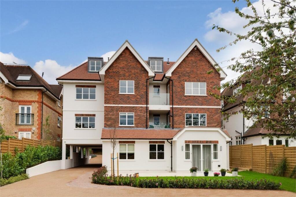 Main image of property: Hendon Lane, Finchley