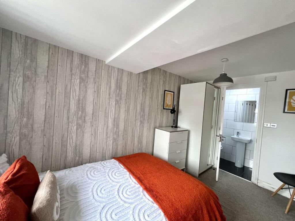 Main image of property: Valley Road