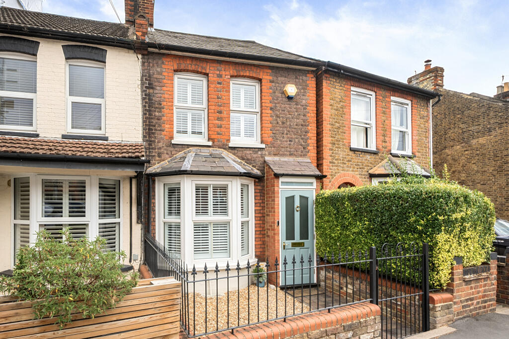 Main image of property: Weymouth Street, Apsley, Hertfordshire