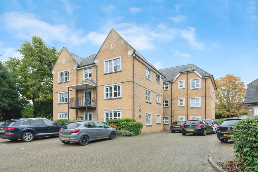 Main image of property: Waglands Garden, Buckingham